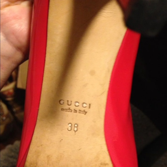 Gucci pink patent leather horsebit heels - Picture 4 of 8